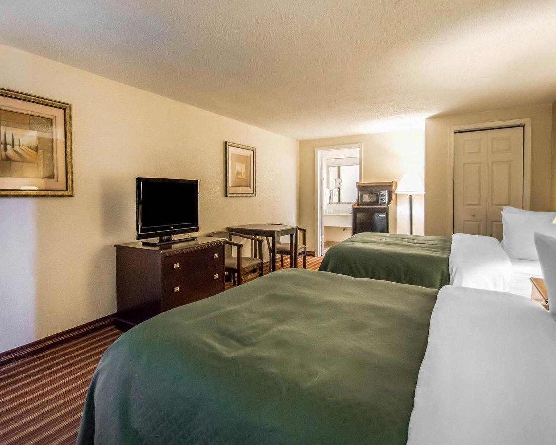Quality & At Tropicana Field Hotel San Petersburgo